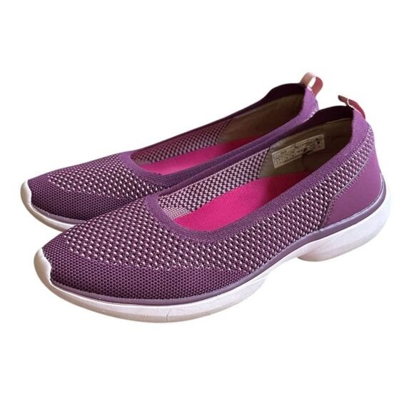 Vionic Kallie Womens Slip On Knit Sporty
Comfort Shoe. Purple. Size 9. EUC - Picture 1 of 8